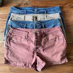EUC Bundle of Shorts in Size 16, Universal Thread and Old Navy